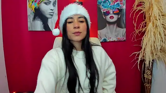 ChloeTurner  online show from December 24, 12:22 pm