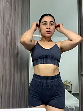 ChloeTurner  online show from November 18, 6:12 pm