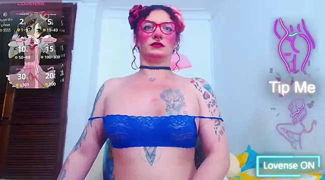Skarleth77 online show from February 28, 11:36 am