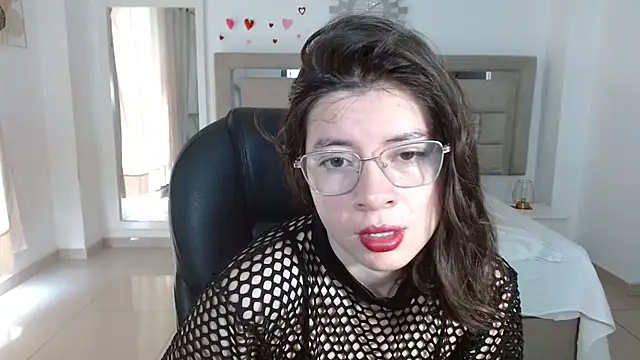 zoecruzz online show from September 26, 2:54 pm