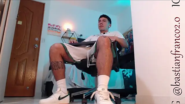 marc ginale online show from December 19, 4:02 am