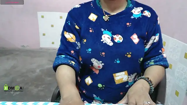 Snapshot of NithyaSingh chatting on March 3, 6:47 pm NithyaSingh online show from March 3, 6:47 pm