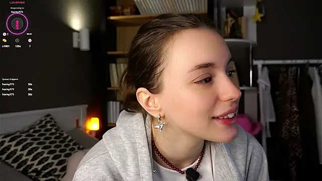 Snapshot of DarylBarks chatting on October 17, 11:18 pm DarylBarks online show from October 17, 11:18 pm