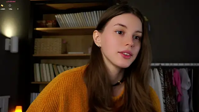 Snapshot of DarylBarks chatting on October 21, 1:28 am DarylBarks online show from October 21, 1:28 am