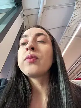 Snapshot of Holly_Play chatting on February 4, 7:40 am Holly Play online show from February 4, 7:40 am