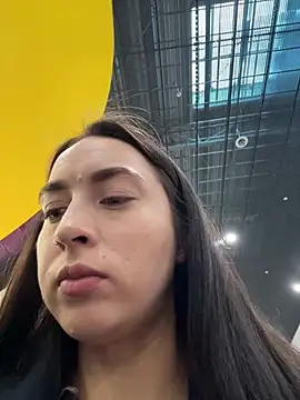 Snapshot of Holly_Play chatting on February 13, 8:27 am Holly Play online show from February 13, 8:27 am