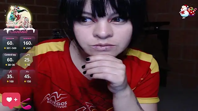 Snapshot of Valerydirty_dark chatting on December 29, 1:02 am Valerydirty dark online show from December 29, 1:02 am
