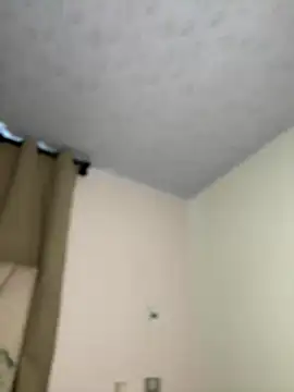 Snapshot of Iris_lee chatting on October 16, 8:32 pm Iris lee online show from October 16, 8:32 pm