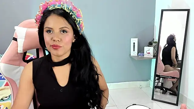 nicol jone1 online show from January 3, 1:59 am