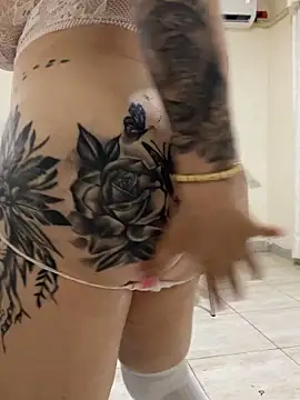 Snapshot of eva_sexx69 chatting on October 2, 12:17 am eva sexx69 online show from October 2, 12:17 am