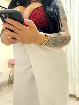 Snapshot of eva_sexx69 chatting on October 19, 12:22 am eva sexx69 online show from October 19, 12:22 am