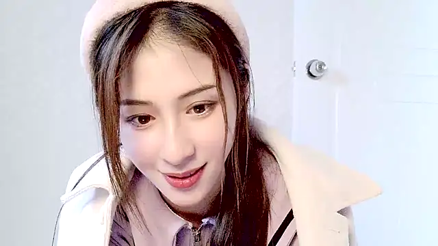 Snapshot of LaLaLiang chatting on January 15, 8:41 am LaLaLiang online show from January 15, 8:41 am