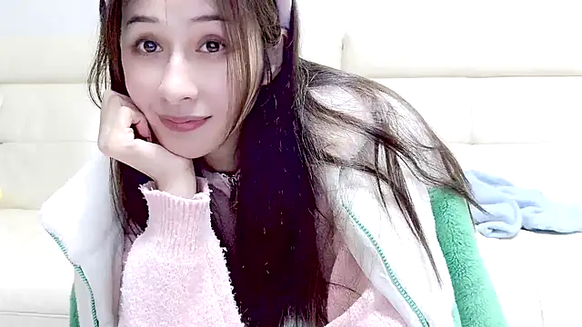 Snapshot of LaLaLiang chatting on January 23, 10:22 am LaLaLiang online show from January 23, 10:22 am