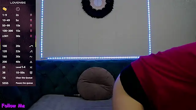 Snapshot of IvanaCharm chatting on November 22, 4:44 am IvanaCharm online show from November 22, 4:44 am