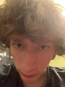 Batman333444 online show from February 2, 7:56 pm