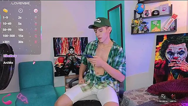 flowers18 online show from February 14, 10:17 pm