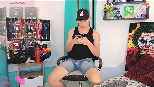 flowers18 online show from March 30, 10:44 pm