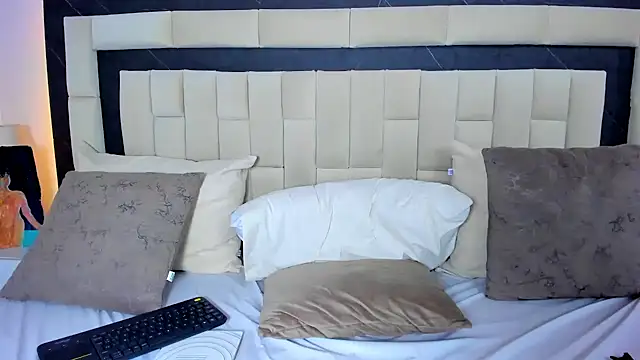 azumi cutiepie  online show from February 10, 7:38 pm