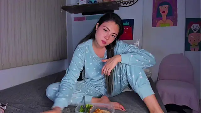 azumi cutiepie  online show from February 18, 10:36 pm