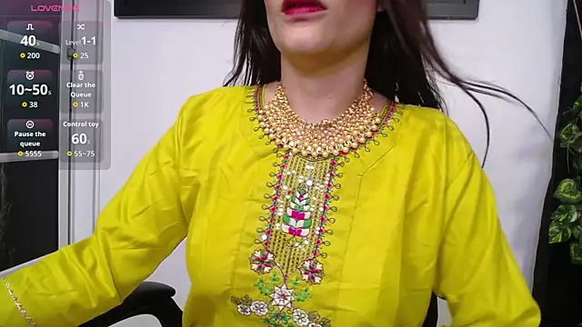 Snapshot of shantala_krisha chatting on April 5, 12:35 pm shantala krisha online show from April 5, 12:35 pm