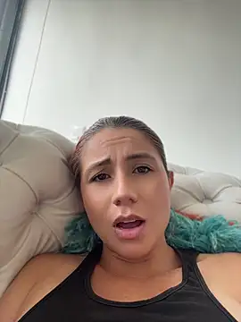 antonhella1 online show from June 2, 5:04 pm