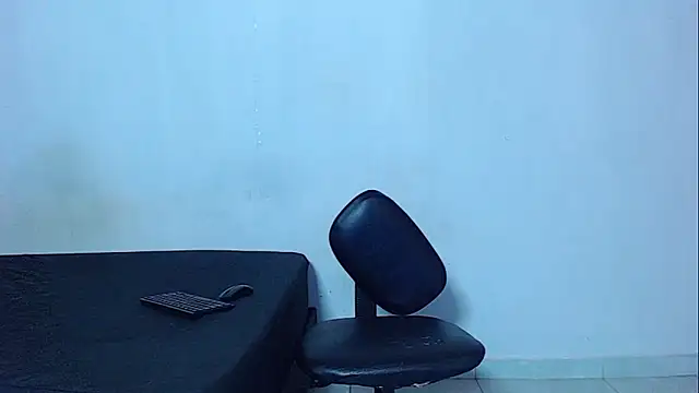 mikecoper 23 online show from May 10, 1:27 pm