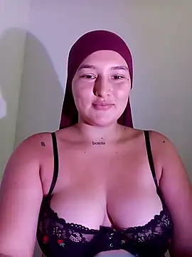 Snapshot of Celeste_camila18 chatting on September 9, 2:49 pm Celeste camila18 online show from September 9, 2:49 pm