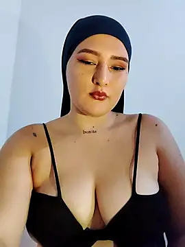 Snapshot of Celeste_camila18 chatting on September 13, 8:08 pm Celeste camila18 online show from September 13, 8:08 pm