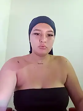 Snapshot of Celeste_camila18 chatting on September 19, 12:17 pm Celeste camila18 online show from September 19, 12:17 pm