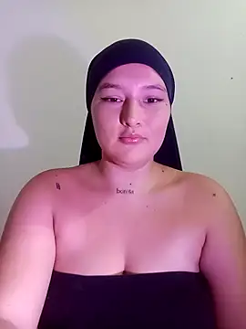 Snapshot of Celeste_camila18 chatting on October 4, 8:18 pm Celeste camila18 online show from October 4, 8:18 pm