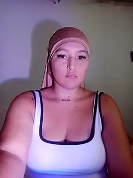 Snapshot of Celeste_camila18 chatting on October 26, 10:04 pm Celeste camila18 online show from October 26, 10:04 pm