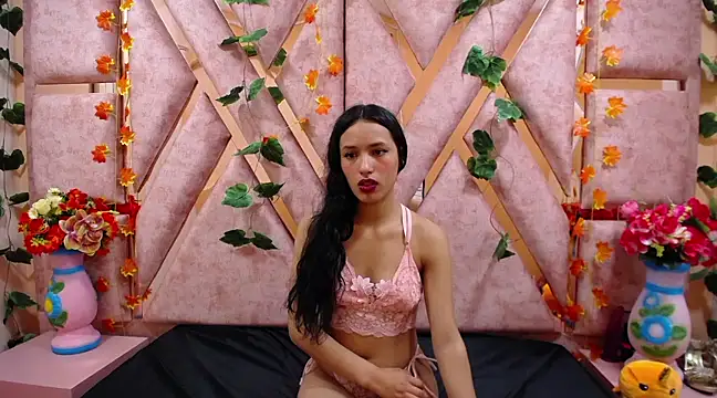 Snapshot of Salome_Queem chatting on January 31, 9:59 am Salome Queem online show from January 31, 9:59 am
