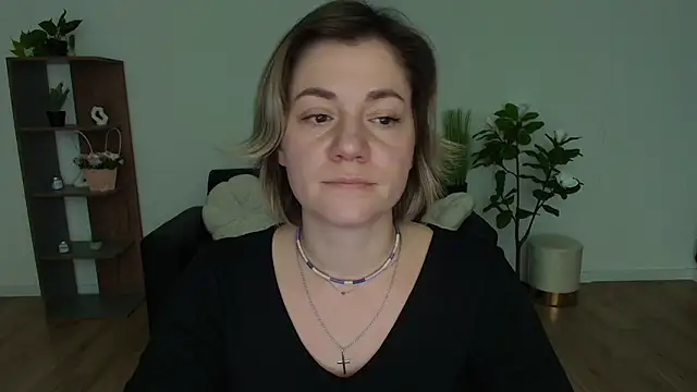 MariaSttone online show from December 11, 3:47 pm