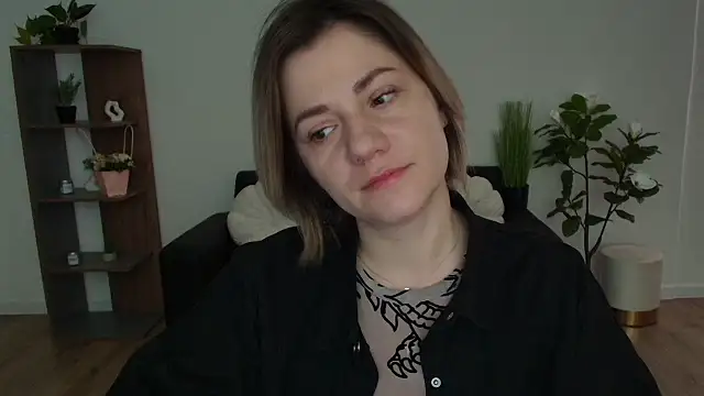 MariaSttone online show from December 17, 10:55 am