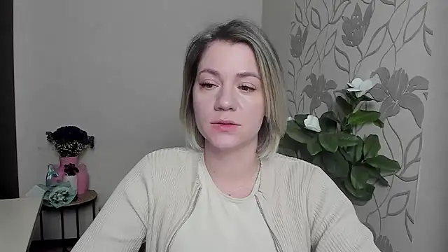 MariaSttone online show from March 17, 6:32 pm