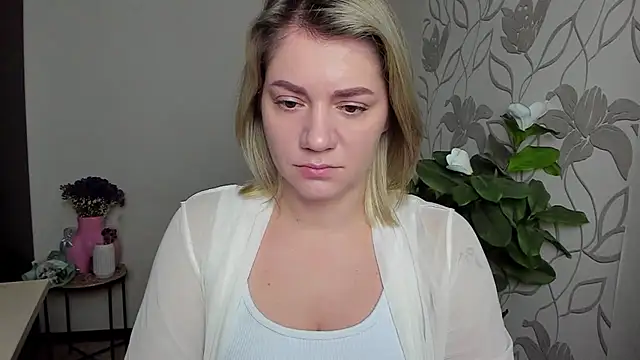 MariaSttone online show from October 25, 1:40 pm