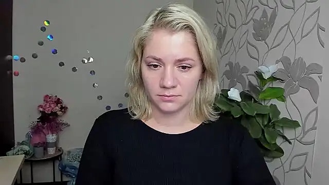 MariaSttone online show from December 4, 5:32 pm