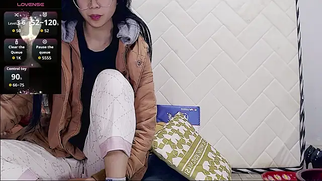 Snapshot of baoer-558 chatting on November 19, 5:51 am baoer-558 online show from November 19, 5:51 am