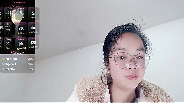 Snapshot of baoer-558 chatting on January 5, 5:27 pm baoer-558 online show from January 5, 5:27 pm