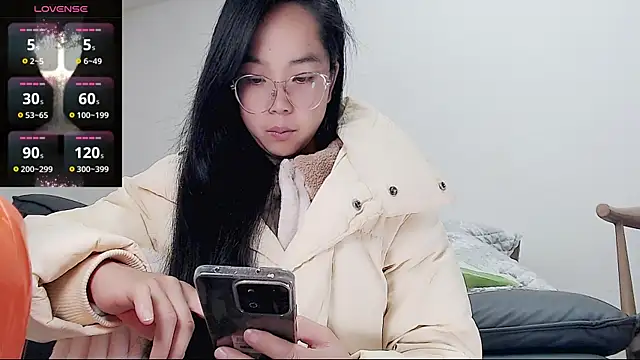 Snapshot of baoer-558 chatting on January 6, 9:13 am baoer-558 online show from January 6, 9:13 am