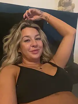 Busty-Bambi online show from March 5, 10:21 pm