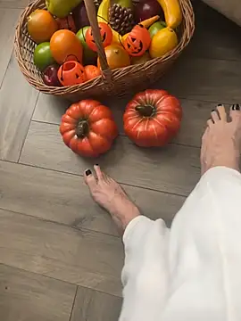 FeetVibe online show from October 26, 7:58 am