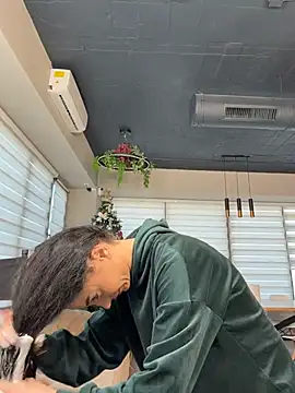 FeetVibe online show from December 19, 8:10 am