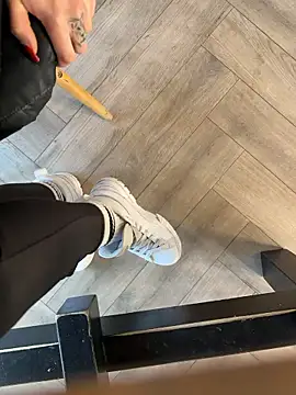 FeetVibe online show from January 14, 7:25 am