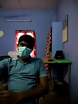 Snapshot of Tamilandteluguboy14 chatting on January 4, 11:00 am Tamilandteluguboy14 online show from January 4, 11:00 am