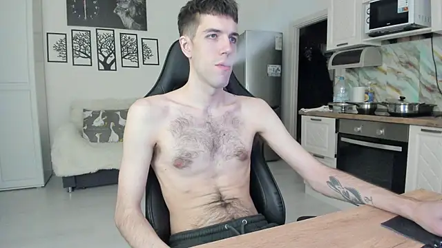 White Dylan online show from April 26, 8:39 pm