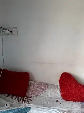 sandy naughty online show from December 4, 4:33 am