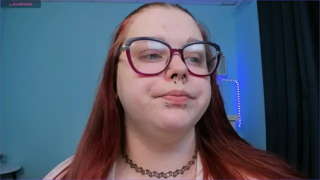 Crow Diam0nd online show from December 2, 4:42 am