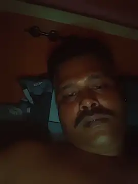 Snapshot of Vinay-kumar89 chatting on May 18, 7:20 pm Vinay-kumar89 online show from May 18, 7:20 pm