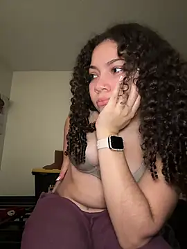 Snapshot of ladylavish chatting on December 24, 4:00 am ladylavish online show from December 24, 4:00 am